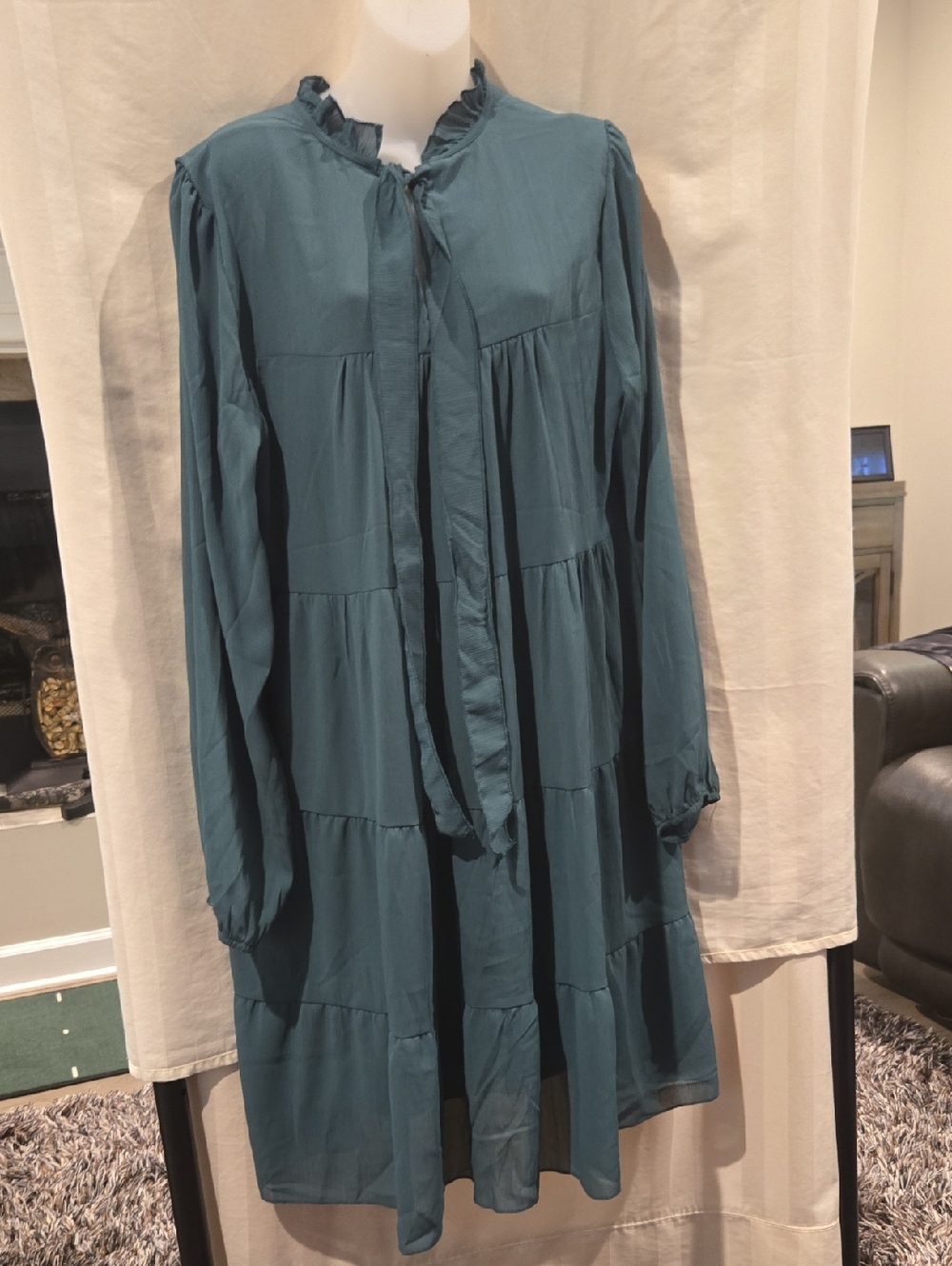 Teal Long Sleeve Tiered Midi Dress
